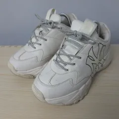 230 MLB ビッグボルチョンキ NEW YORK ヤンキース スニーカー