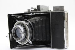 156 Zeiss Ikon 折りたたみ式フィルムカメラ - メルカリ