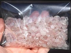 新品、未使用☆スターローズクォーツ ブレスレット 虹入り、シラー沢山 
