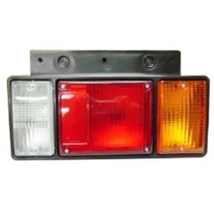FEAキャンター テールランプ左 12V 未使用品 - メルカリ
