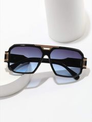 Item thumbnail for item dba5a402-4bee-446b-81f6-df0e6a7865bd