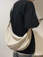 バッグ メンズ ショルダーパック 1個 モモの木ファッション ミニマリスト 無地 大容量 調整可能なストラップ クロスボディショルダーバッグ、多ポケット ヴィンテージ 日常/ショッピング用、軽量 撥水ナイロン製