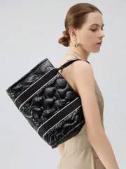 バッグ レディース トートバッグ スタイリッシュな無地キルティングトートバッグ(レディース)、大容量 軽量 アウトドア トラベル ショルダーバッグ、カジュアル ナイロン ピロー メッセンジャーバッグ、大学生 通勤