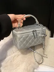 バッグ レディース ハンドルバッグ 1個 ファッショナブルなPU キルティング ダイヤモンド刺繍 ボックスバッグ、ジッパー式小型スクエアハンドバッグ ストラップ付き、女性用の多用途ショルダーバッグ