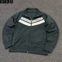 ナイキ ブラック/白 トラック ジャケット