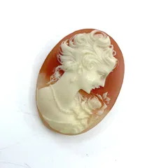 シェルカメオデザイン　ブローチ　女性　フレーム無し H3.1　W2.3