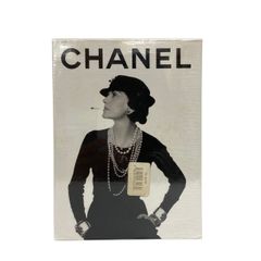 CHANEL シャネル 写真集 Assouline 3冊セット 箱付 - メルカリ