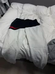 ナイキ ブラック/ホワイト トレーナー ズボン (アメリカ東部 購入)