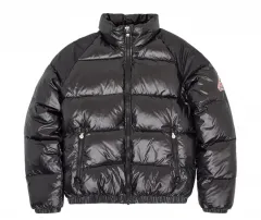 ピレネック スヴィンテージ ミティック 3 ブラック ダウン Tシャツ M