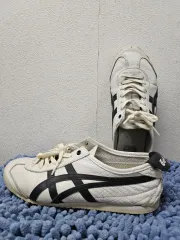 オニツカタイガー メキシコ66 クリーム/ブラック 255(250)