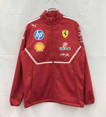 PUMA Ferrari 中綿ジャケット レッド US M - メルカリ