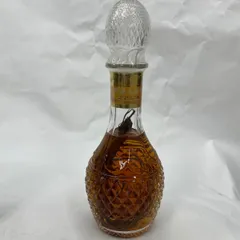 【未成年の飲酒は法律で禁じられています】JINRO高麗人参酒　リキュール　720ml　35度　日焼けありのサムネイル