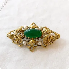 【フランス直輸入】エメラルドグリーンの輝きに心トキメク ヴィンテージブローチ