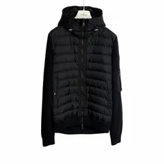 MONCLER/L /ブラック /ダウンニット /型番E2091940280094789のサムネイル