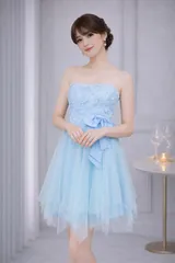 【新品未使用】パーティードレス ベアトップ チュール フレアドレス ライトブルー 水色 Mサイズ フリーサイズ リボン フェミニン 結婚式 二次会 お呼ばれ キャバ ナイト