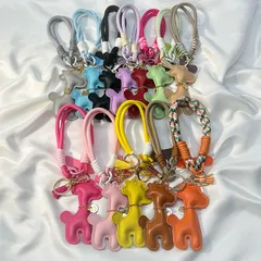 キーホルダー 長頸鹿 レザー ストラップ 携帯ストラップ バッグチャーム 女性用 立体 かわいい