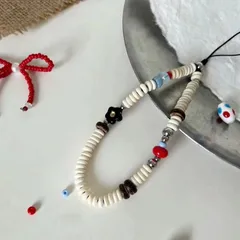 アクセサリー ハンドメイド ブラック フラワー ビーズ リストチェーン 可愛い カラフル スマホストラップ カメラストラップ