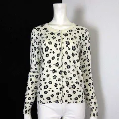 インデックス INDEX カーディガン ニット レオパード ヒョウ柄 ビジュー 装飾ボタン 長袖 M アイボリー 黒 ブラック グレー