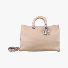 クリスチャンディオールChristian Diorディオリッシモ ベージュ レザー 09-MA-1101