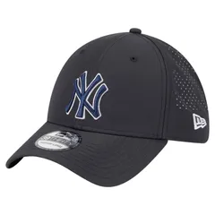 ニューエラ メンズ アクセサリー 帽子 Mens New Era Black New York Yankees Night 39THIRTY Flex Hat Ynk Black ブラック