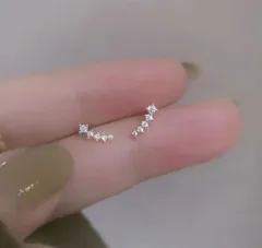 ラスト5点　5連クリスタル　ピアス