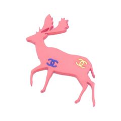 CHANEL ピンバッジ トナカイ 鹿 - メルカリ