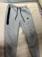 NIKE テック フリース グレー ズボン
