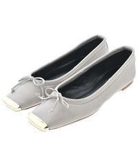 新品箱付き】CHEMBUR SQ FLAT STUDS BALLET シューズ - メルカリ