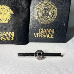 ヴェルサーチェ（Versace）メドゥーサロゴのネクタイピン - メルカリ