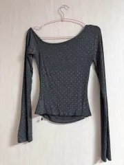 グレー ドット オフショルダー リブ Tシャツ (片方オフショルダー)
