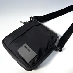 DIESEL ディーゼル ショルダーバッグ ナイロン 斜め掛け コンパクト 黒 ブラック
