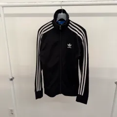 アディダス トラックジャージ