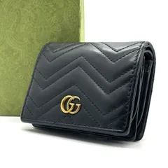 【可愛いのに、品がある】　GUCCI　二つ折り財布 GGマーモント キルティング Vステッチ コンパクトウォレット レザー グッチ　ブラック