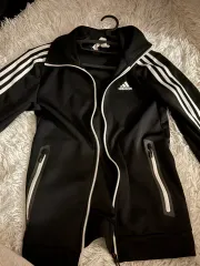 アディダス 3本線 トレーナー ジャージ ジップアップ ブラック