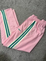 ノルディ ピンク トレーナー パンツ