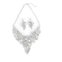 [ＫＫ　Ｓｏｌｉｓ] [日本国内検品] ネックレス ピアス セットディスクキャッチ 結婚式 パーティー 演奏会 発表会 舞台 ナイトフォーマル 大ぶり 豪華 高見えPhoenix Plume Collection（クリアシ [クリアシルバー] [ピアスセット]