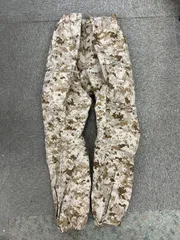 【Patagonia】 MARS PCU AOR1 Level5 ソフトシェルパンツ　デッドストック　MEDIUMのサムネイル