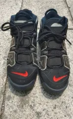 ナイキ エア モア アップテンポ 검빨 240