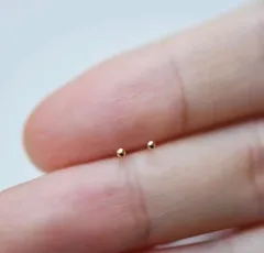 ラスト3点　極小　  ゴールド　ピアス　3mm