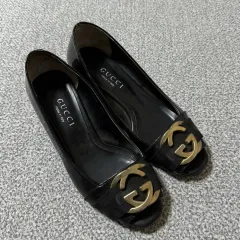 GUCCI グッチ ゴールド ロゴ エナメル パンプス 靴 37.5 235-240