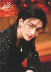 StrayKids Hyunjin 2023 Xmas POPUP STORE 3/6