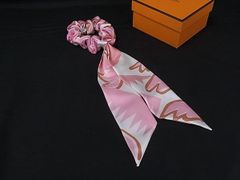 美品 HERMES エルメス シュシュ シュシュベッラ シルク ピンク 箱付き 