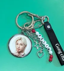 Stray Kids(ストレイキッズ・スキズ・SKZ) スキズ フィリックス(FELIX・ヨンボク) GONG CHA(ゴンチャ) キーホルダー