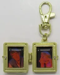 【中古】キーホルダー ラプンツェル＆フリン・ライダー 「ディズニー ディズニーキャラクター シークレットキーホルダー スクエア ロケットチャーム ディズニープリンセス」 ディズニーストア限定