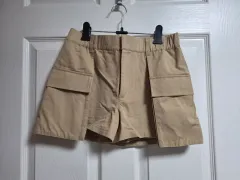 ザラ カーゴ ショートパンツ ベージュ
