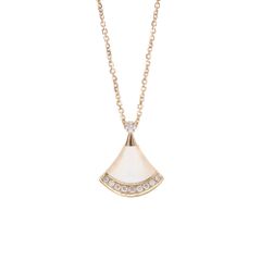 ブルガリディーヴァ ネックレス マザーオブパール ダイヤ クリーニング 