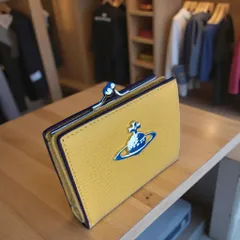 【新品・正規品・お買い得！】ヴィヴィアンウエストウッド 二つ折財布 イエロー Yellow 人気のがま口タイプ【値下げOK】