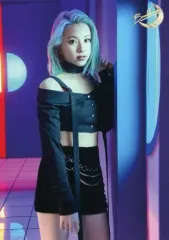 【中古】キャラカード チェヨン(縦/黒服膝上) ランダムトレーディングカード 「TWICE JAPAN 5th SINGLE『Breakthrough』リリースイベント」