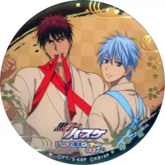 【中古】バッジ・ピンズ 黒子テツヤ＆火神大我 箔押し缶バッジ 「黒子のバスケ アニメ10周年フィナーレ＠花やしき」 テツヤ2号の巨大ガラポン 1等