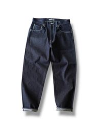 【極美品】デラックスウエア　デニムパンツ　セルビッジ　38サイズ　ブラック 極美品】デラックスウエア デニムパンツ セルビッジ 38サイズ ブラック